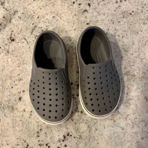 Native Miles Child VGUC - toddler, 8, gray